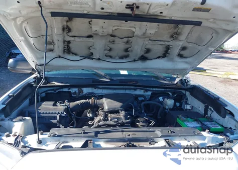 2018 Toyota Tacoma Sr из США, поврежденный, VIN 5TFSX5EN2JX061168